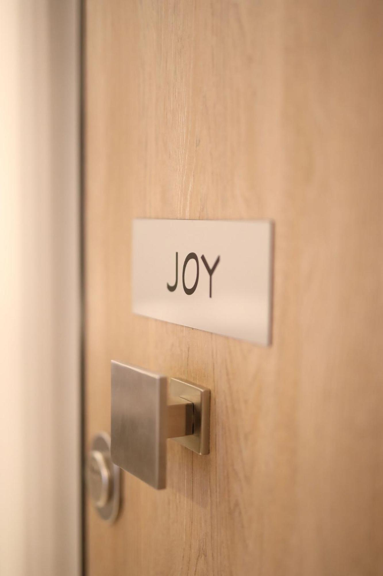Joy Luxury *